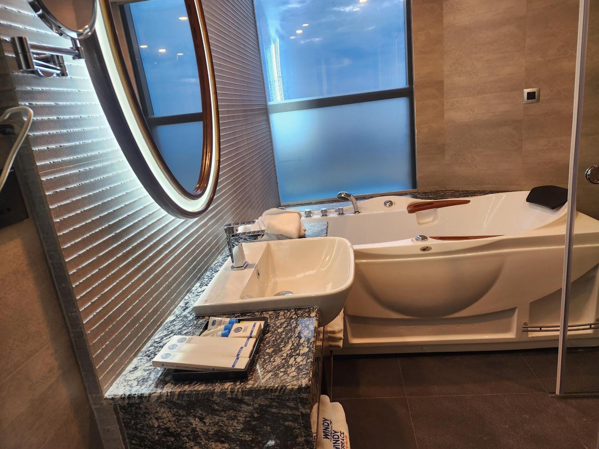 Hotel Windy Terrace كوكس بازار المظهر الخارجي الصورة